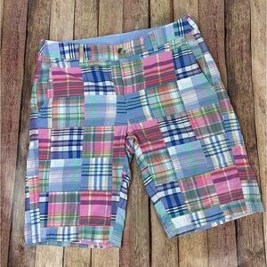 L.L.Bean Classic and preppy patchwork Bermuda shorts. 100% cotton size 4